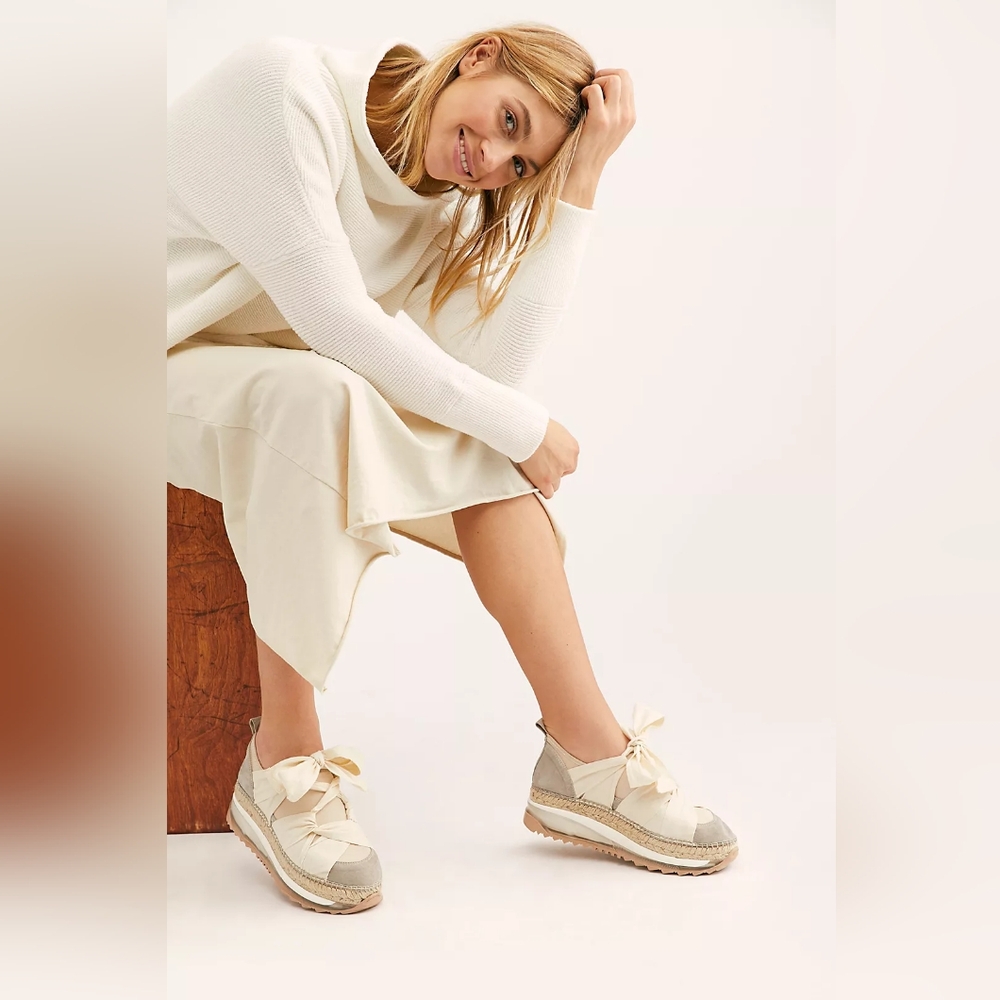 Free People Chapmin Espadrille Sneakers - Size 38 - Picture 13 of 13